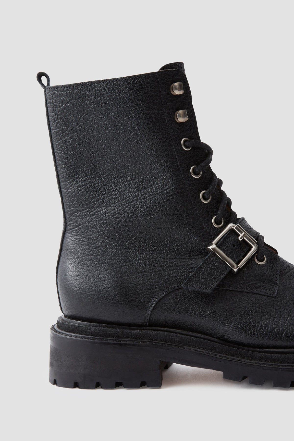 Casha Combat Black