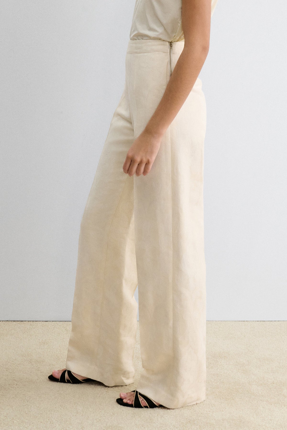 Nelam Pant Cream