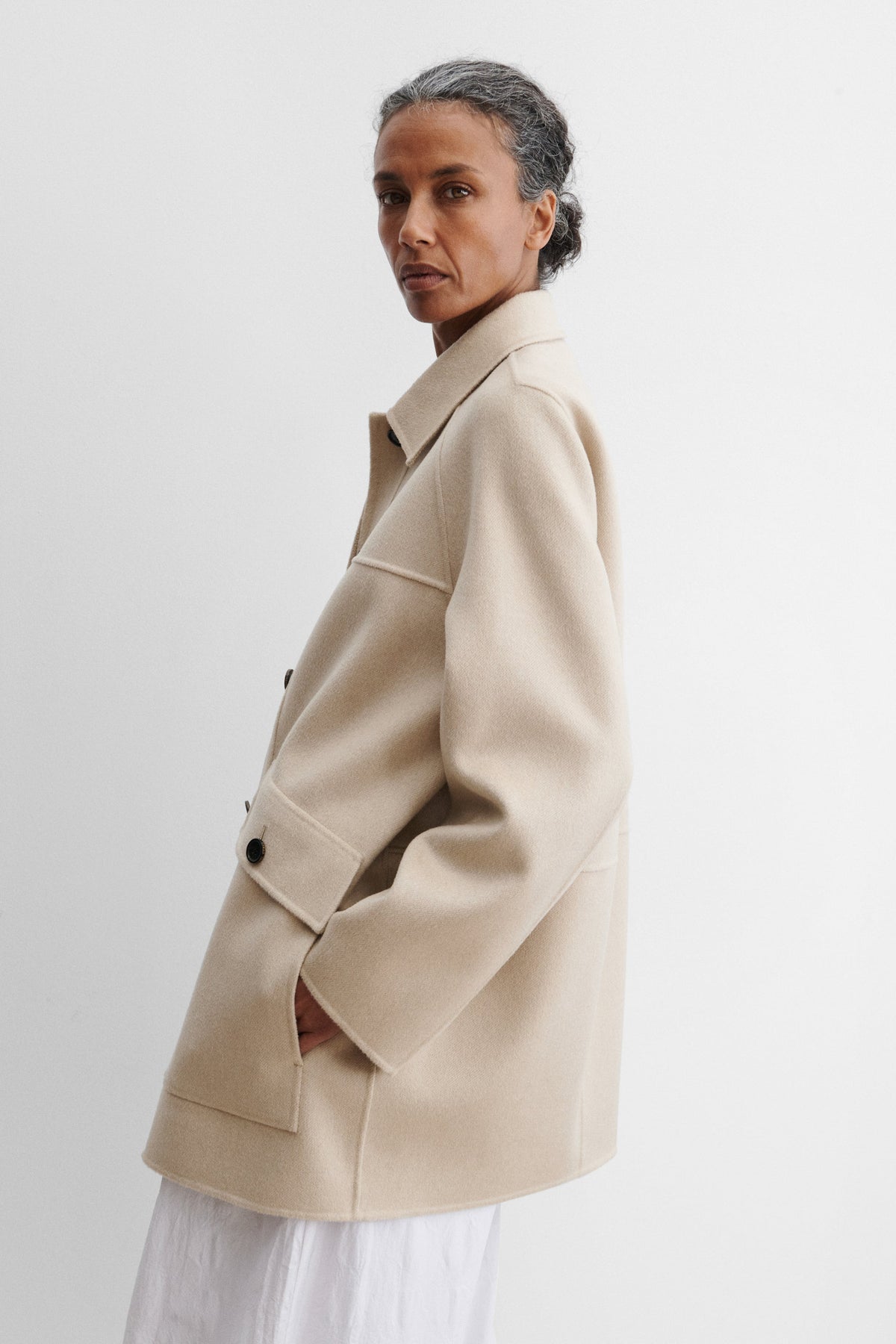Bruin Jacket Stone