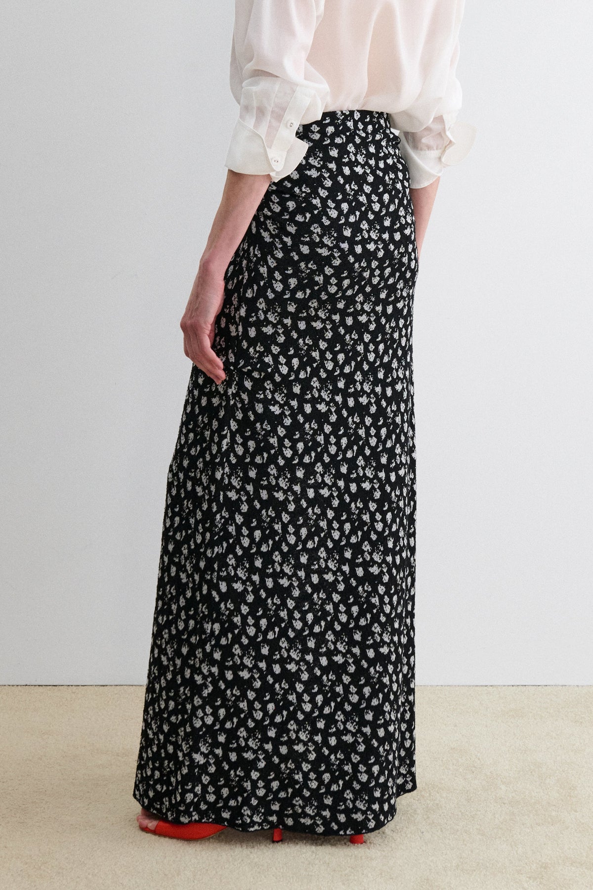 Arra Skirt Black-White