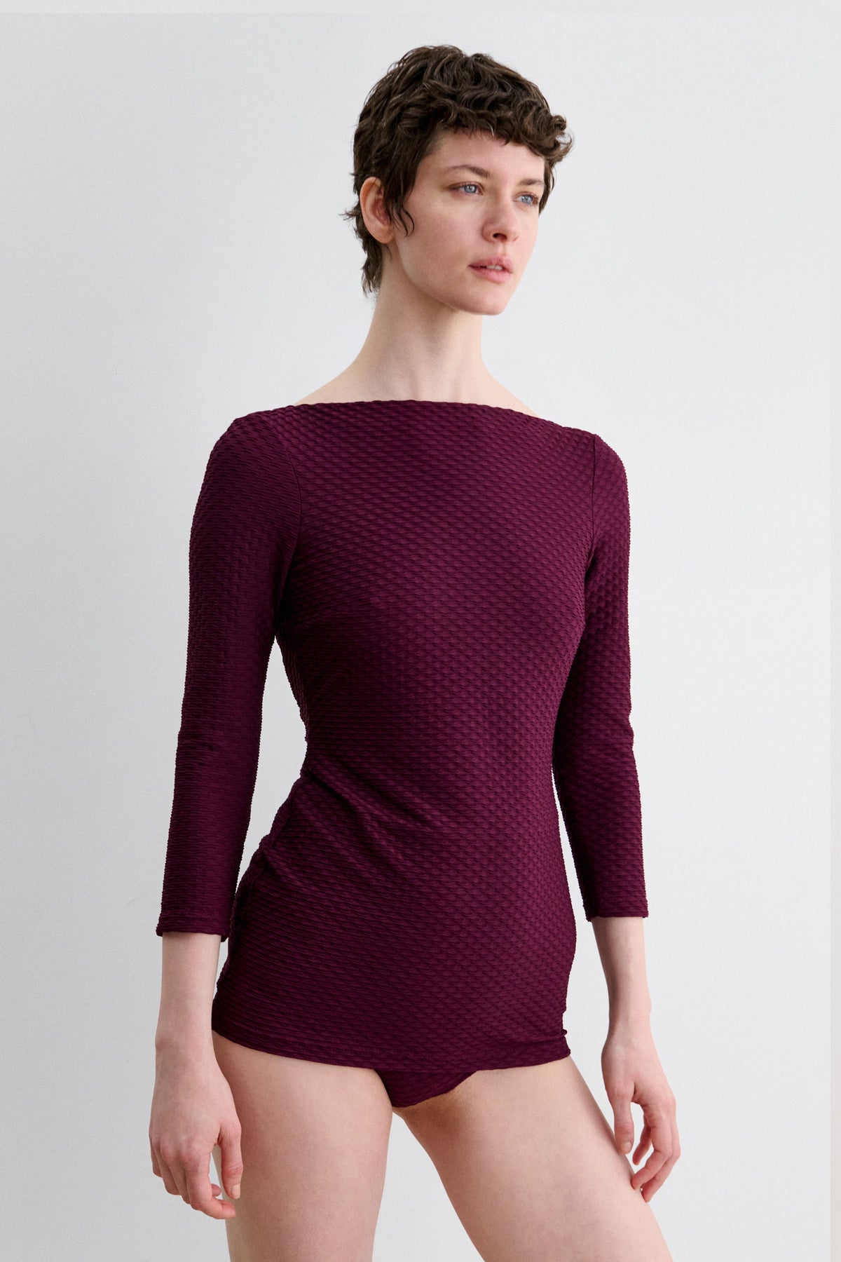 Paris Suit Black Cherry