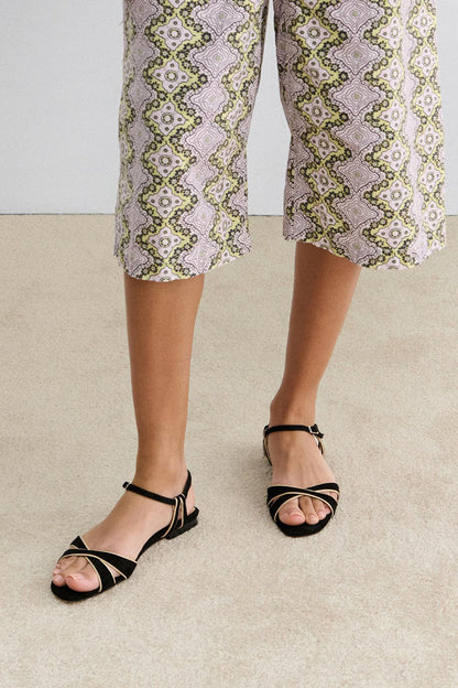 Sprouse Flat Black