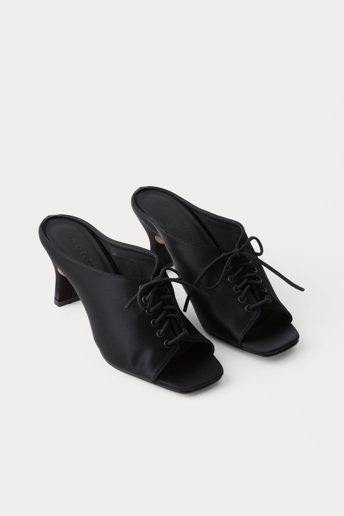 Fira Heel Black