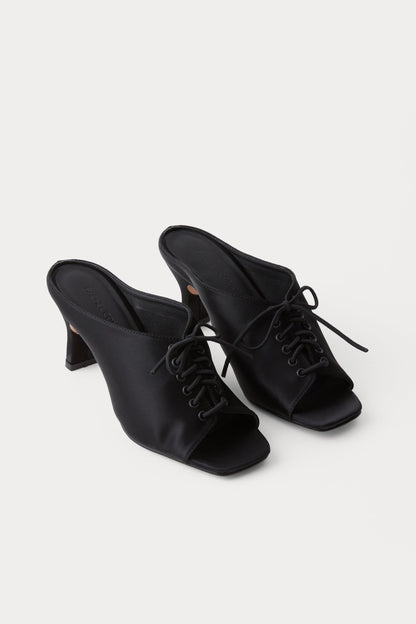 Fira Heel Black