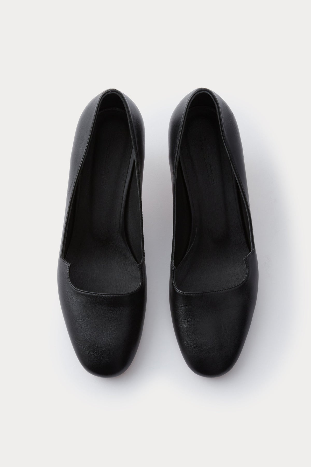 Oda Pump Black