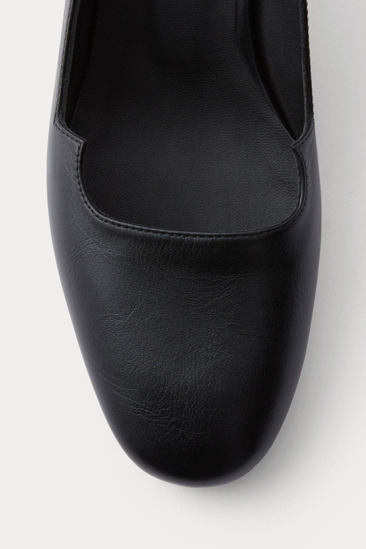 Oda Pump Black