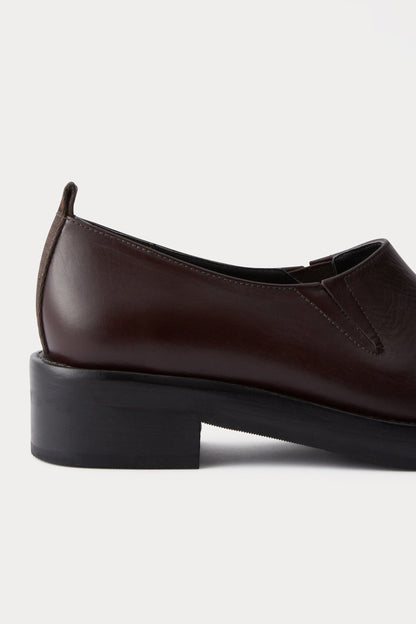 Avon Slip On Auburn