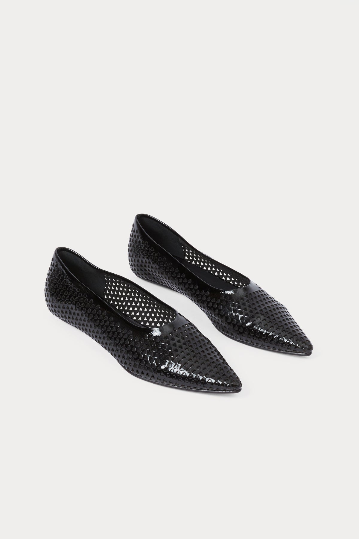 Clemmie Flat (Mini Punch) Black