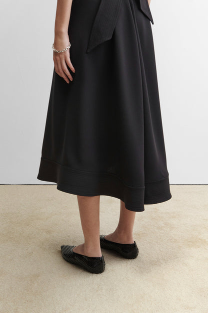 Clemmie Flat (Mini Punch) Black