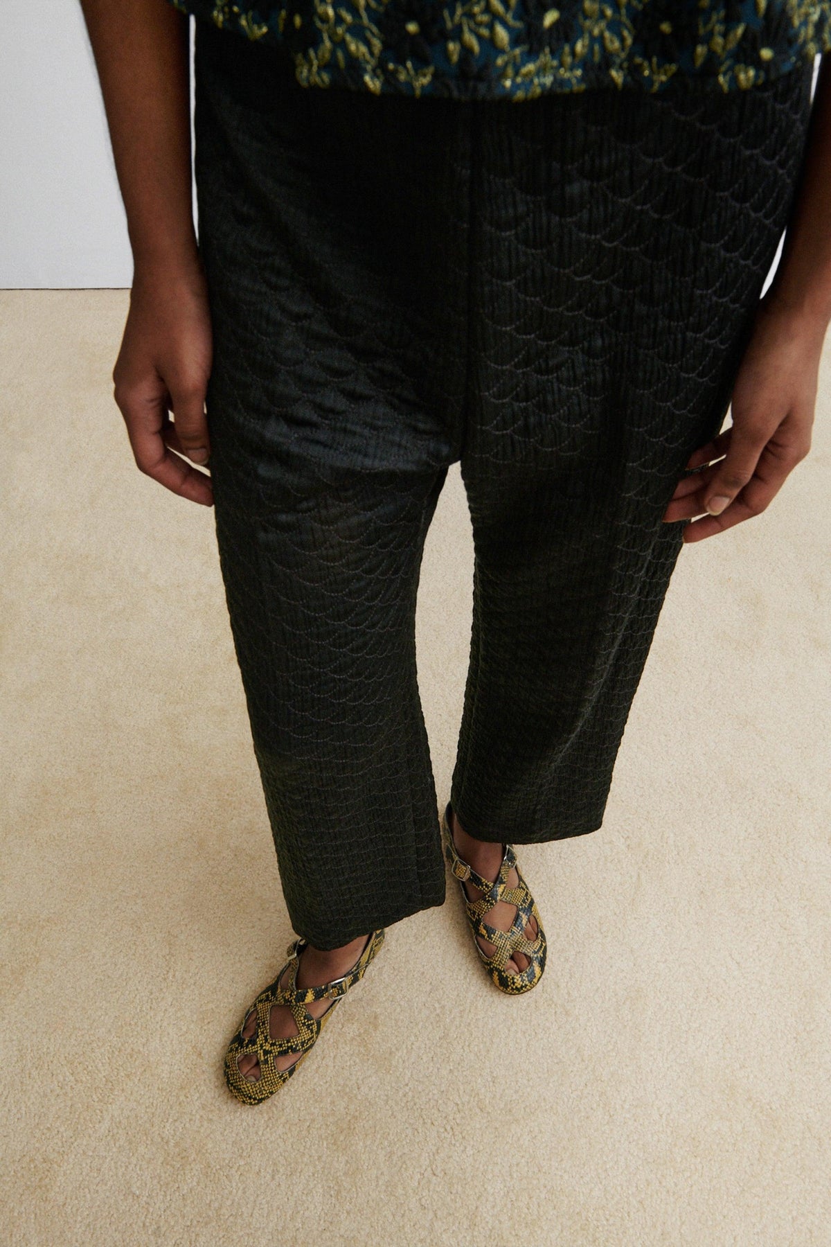 Picket Flat Yellow Multi