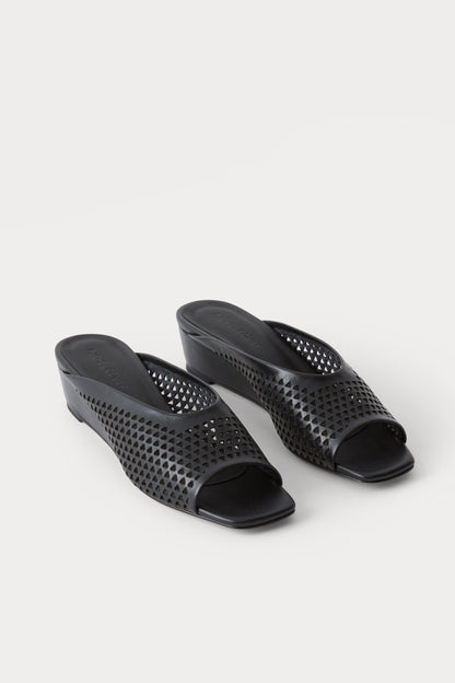 Balant Wedge Mini Punch Black
