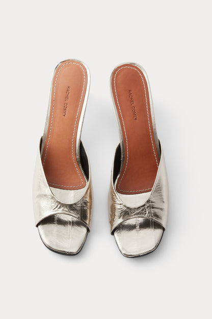 Taro Heel Gold
