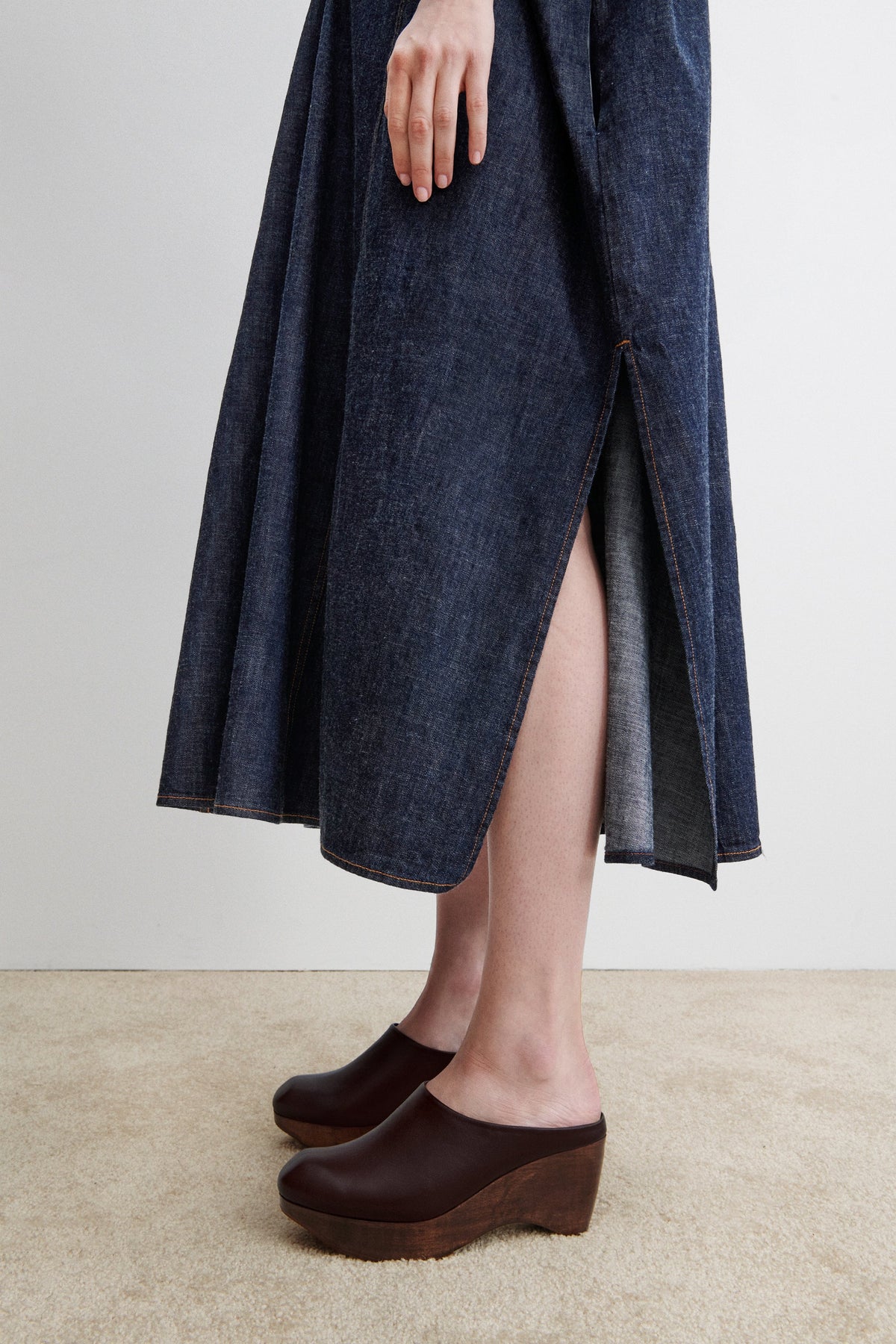 Mai Clog Mule Auburn