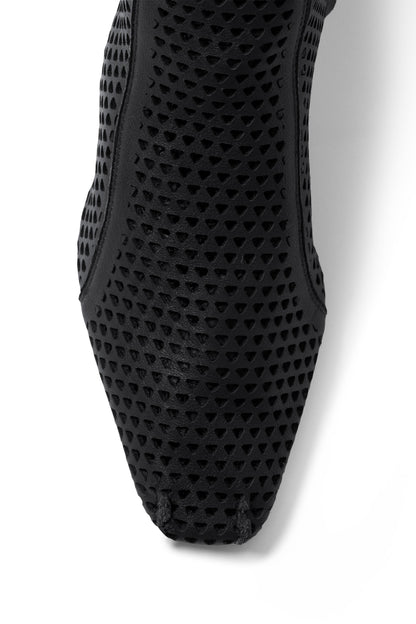 Cove Boot (Mini Punch) Black