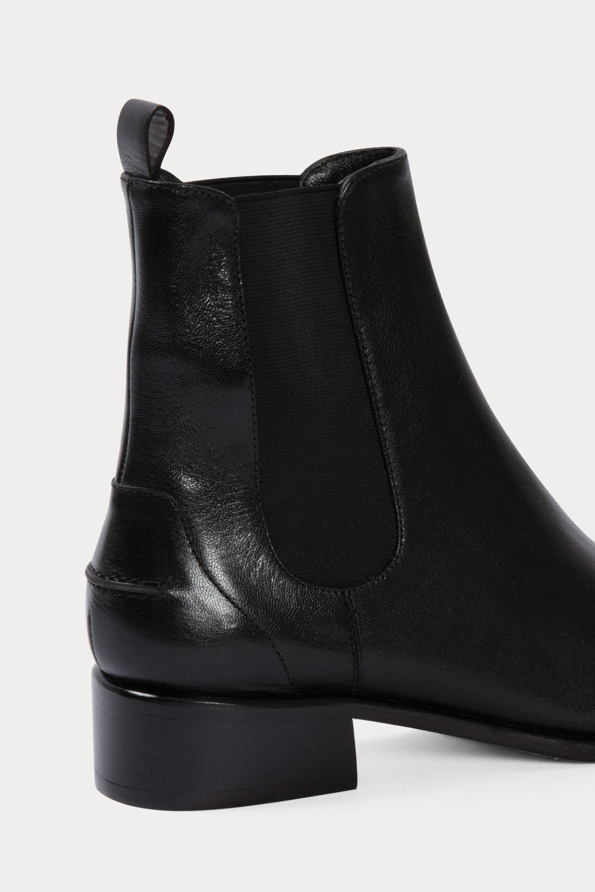 Thora Boot Black