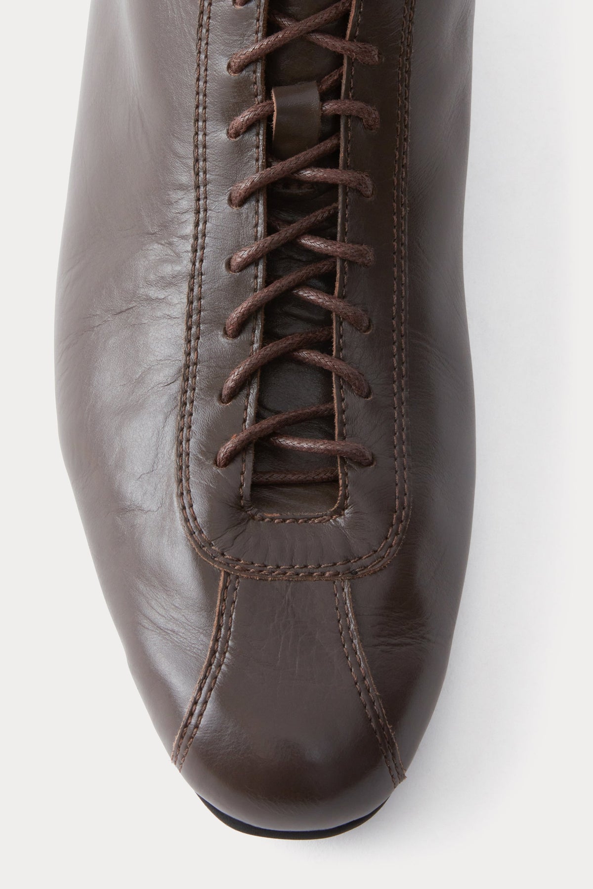 Wrestler Boot Bark