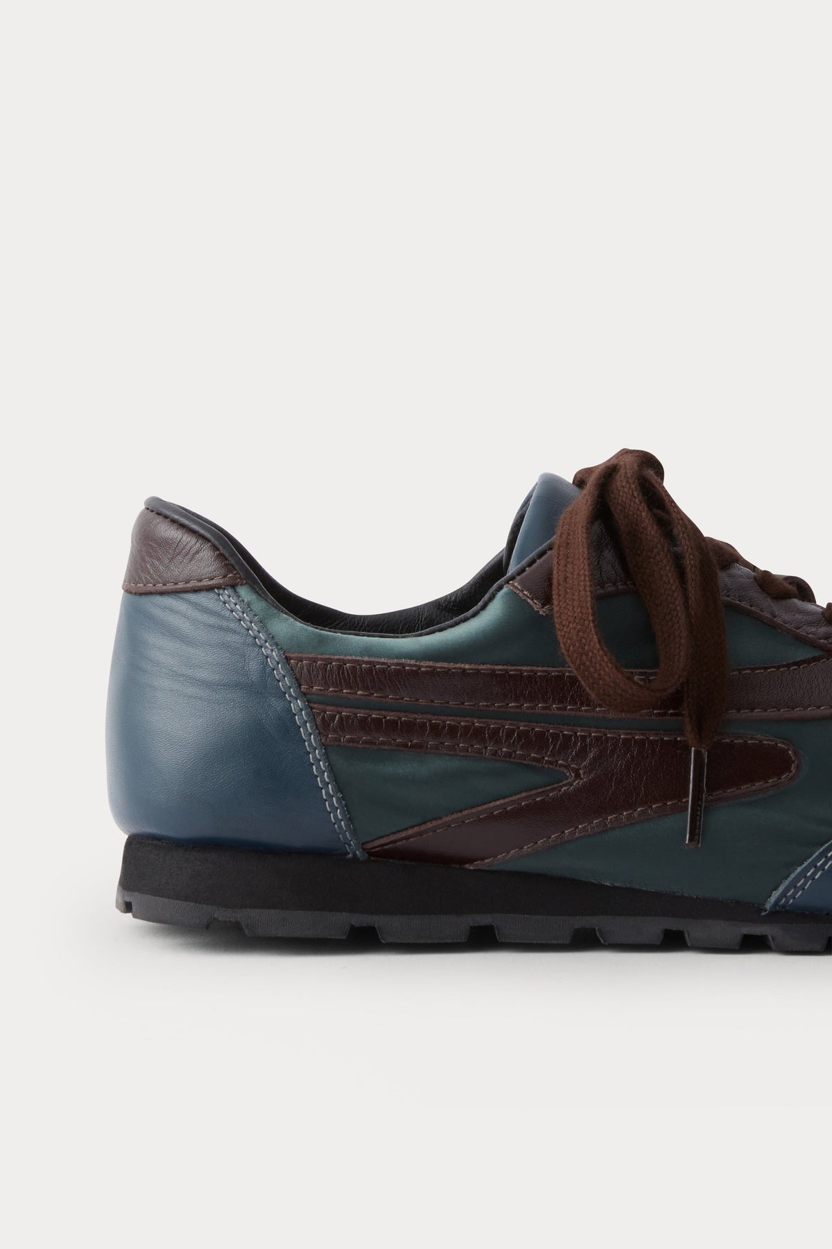 Stevie Sneaker Dark Indigo