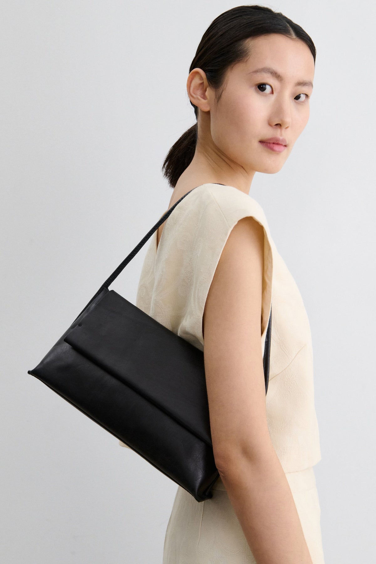 Pioneer Bag Black