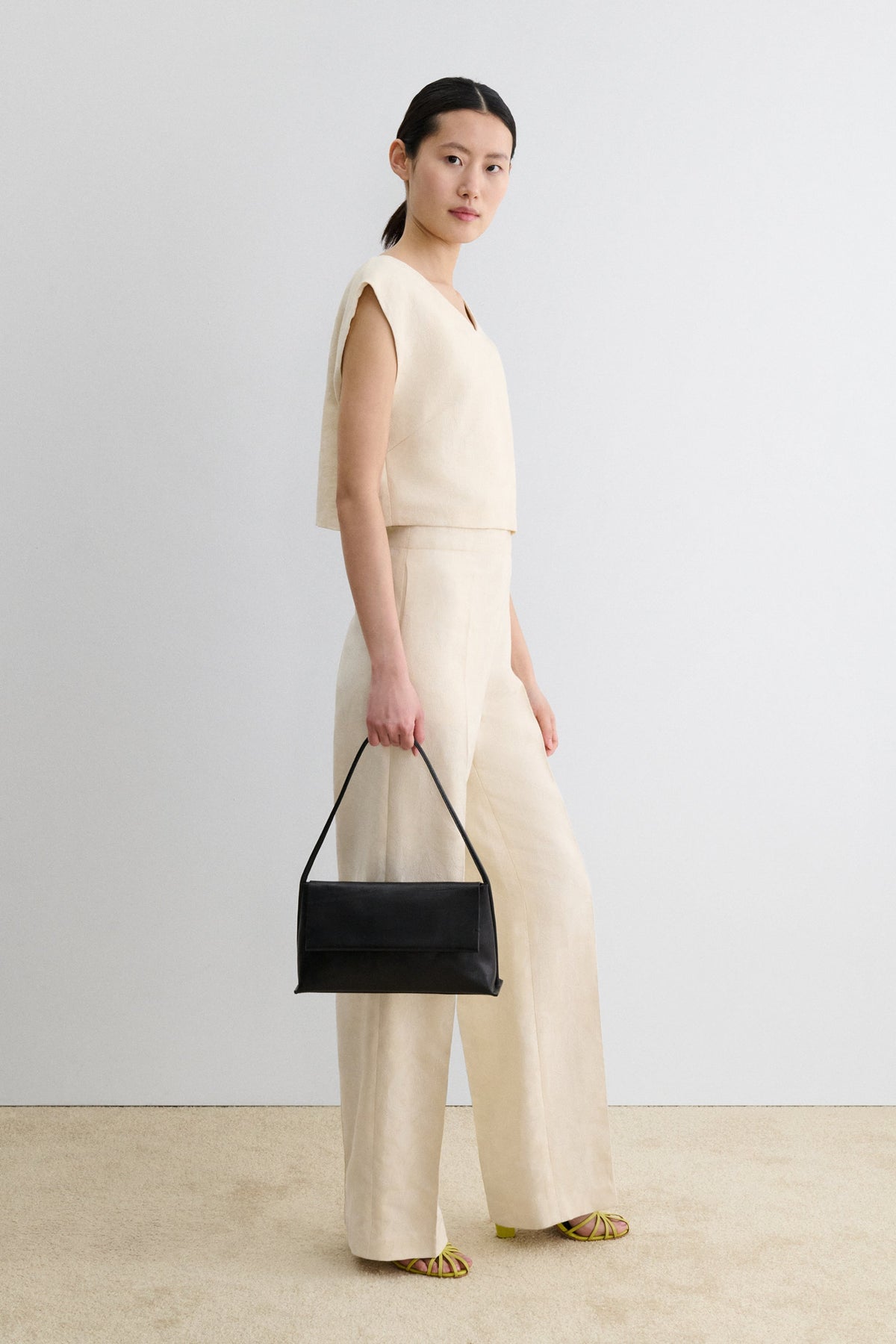 Pioneer Bag Black
