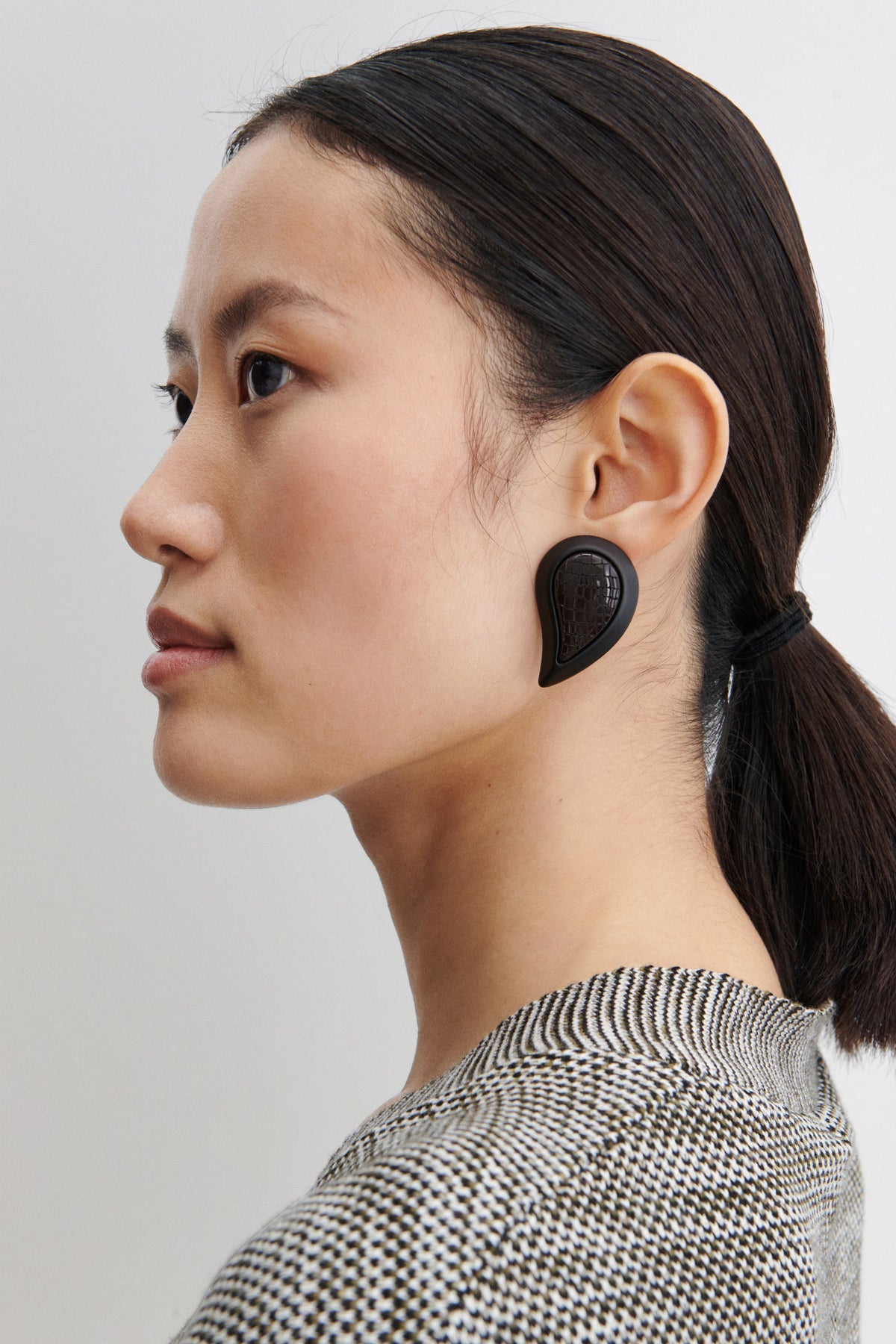 Paisley Earring Black Snake