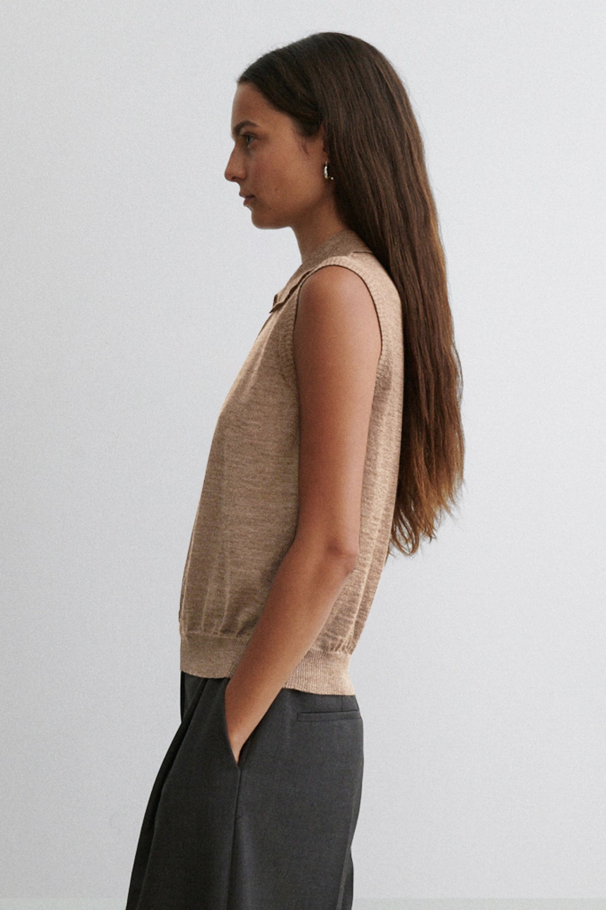 Pola Vest Brown