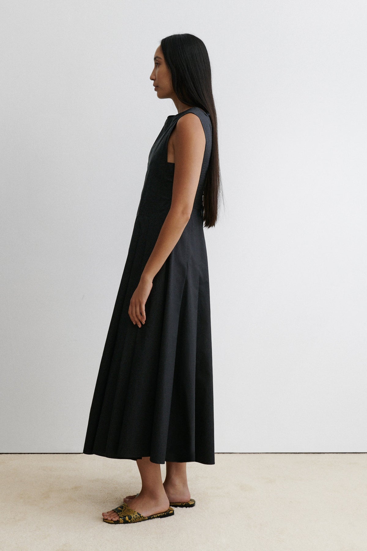 Doe Dress Black